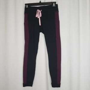 Fabletics Mid Waist Black Cropped leggings